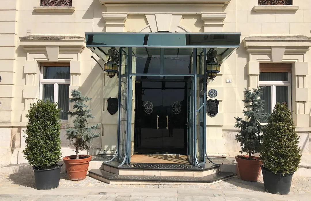 Grande Albergo Quattro Stagioni-1